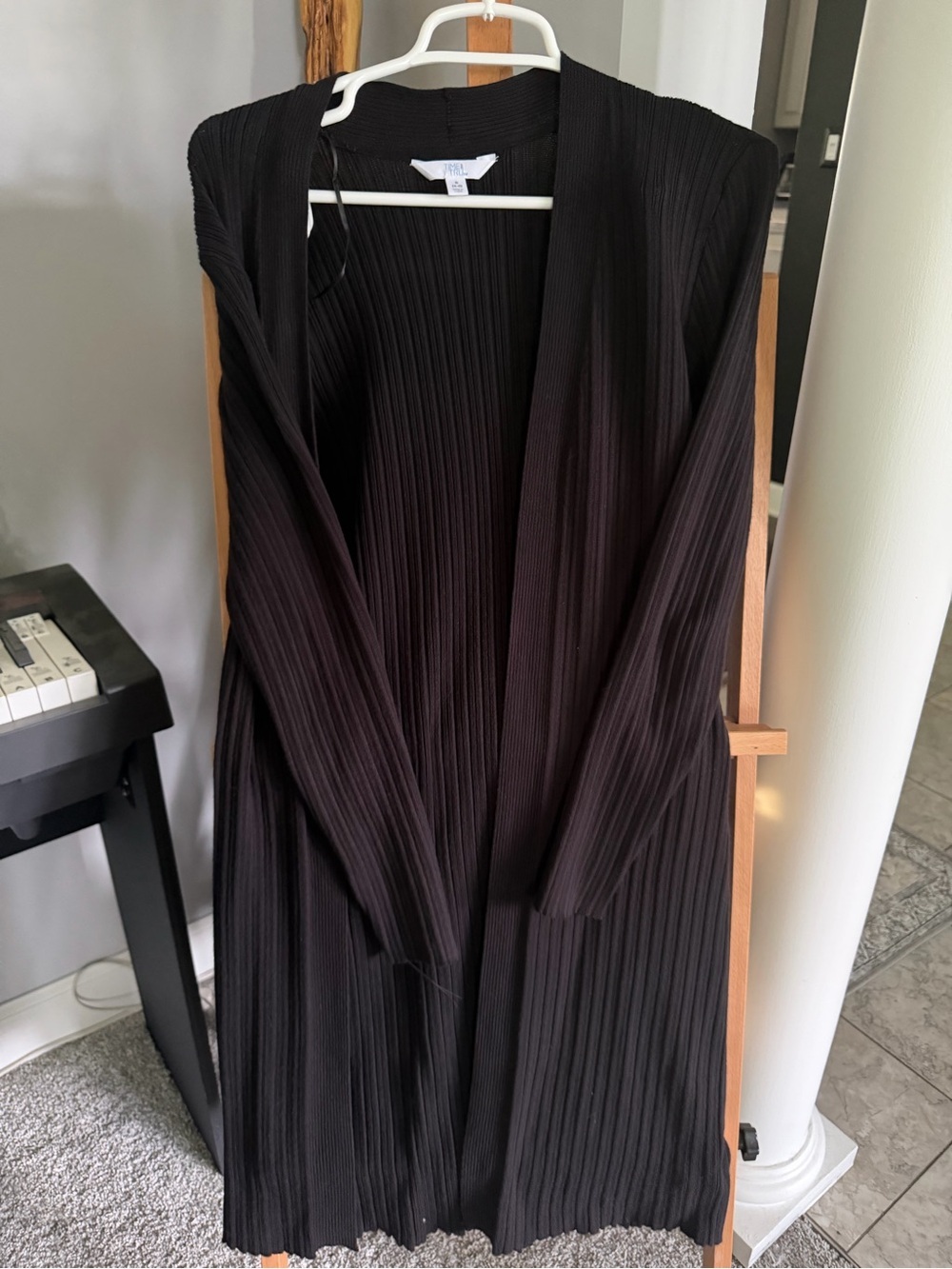 Time and Tru Black Long Sleeve Pleated Open-Front Duster